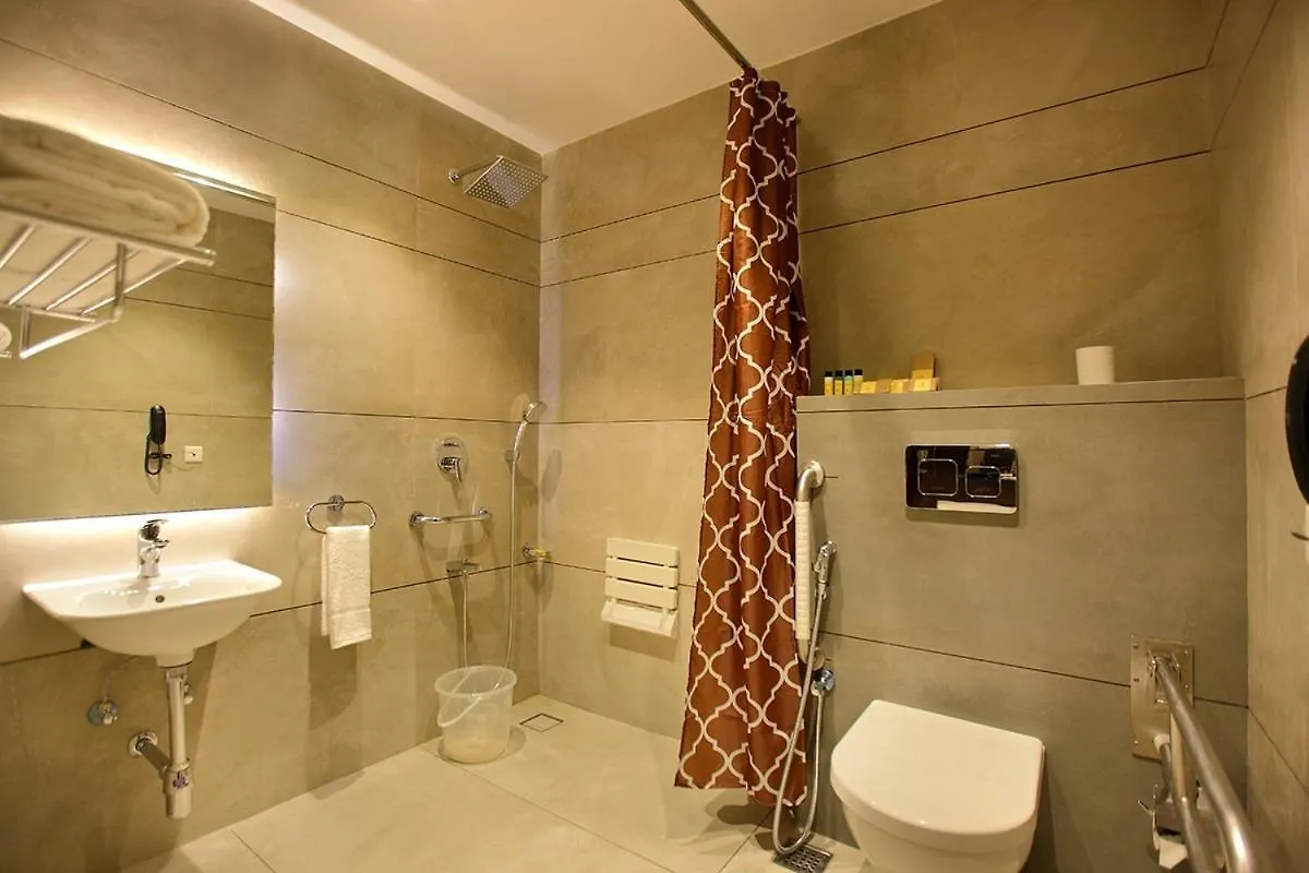Hotel San Kollam